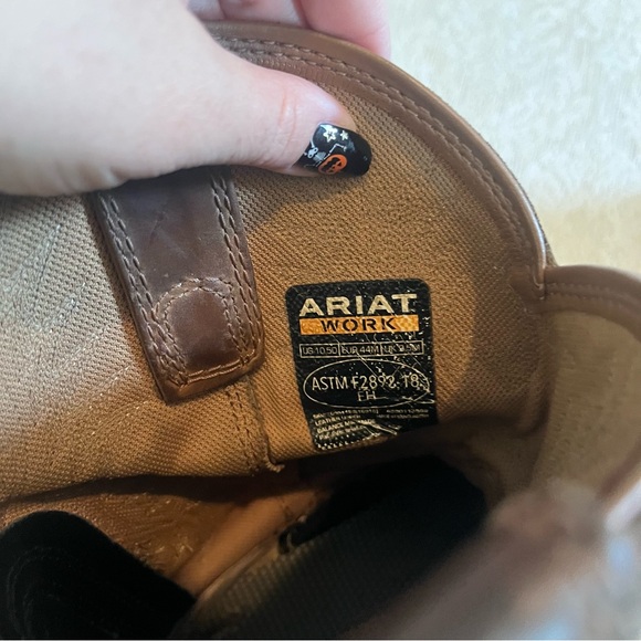 Men’s Ariat Workhog waterproof leather work boots - Picture 6 of 12